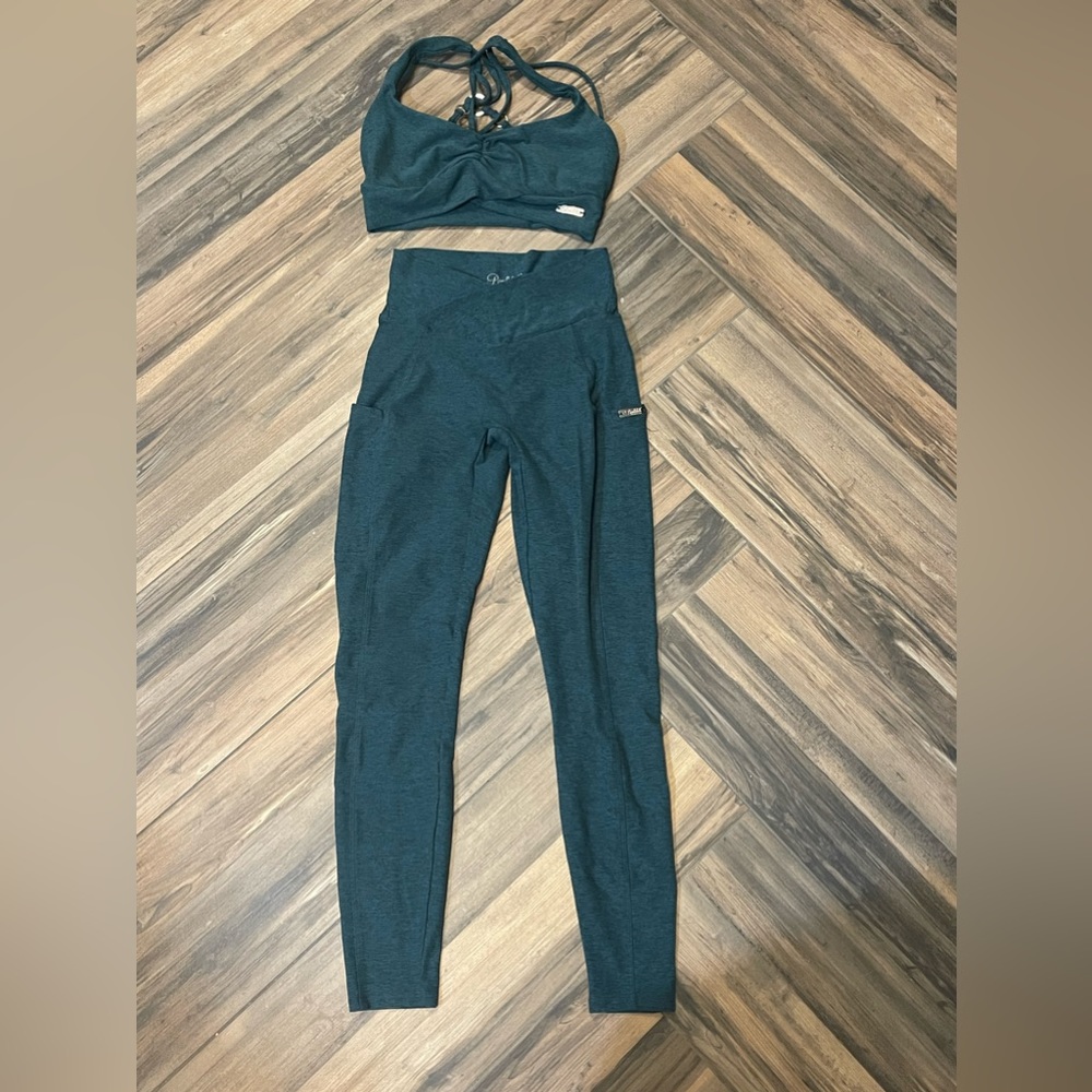 Teal bombshell sportswear set